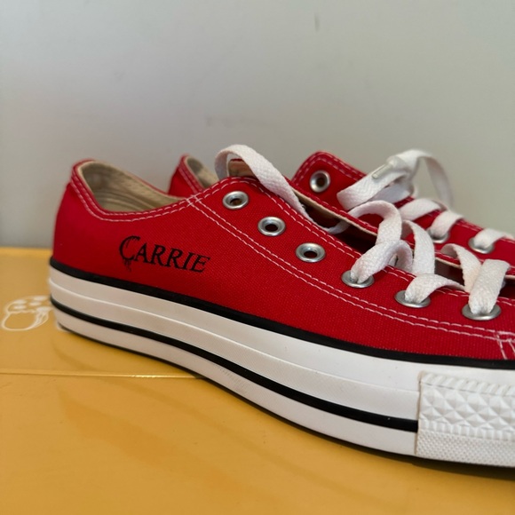 Red “Carrie” Converse All-Star Low Tops - Picture 2 of 4